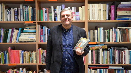 Bibliotekoje su naujausia knyga viešėjo Regimantas Dima