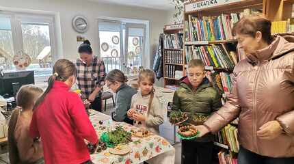 Kūrybinė edukacija „Advento vainikas kitaip“ Dusmenų bibliotekoje